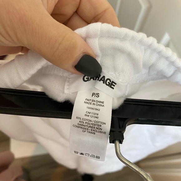 Garage Clothing “Boyfriend Joggers” White S/M
New without tags - Picture 4 of 4